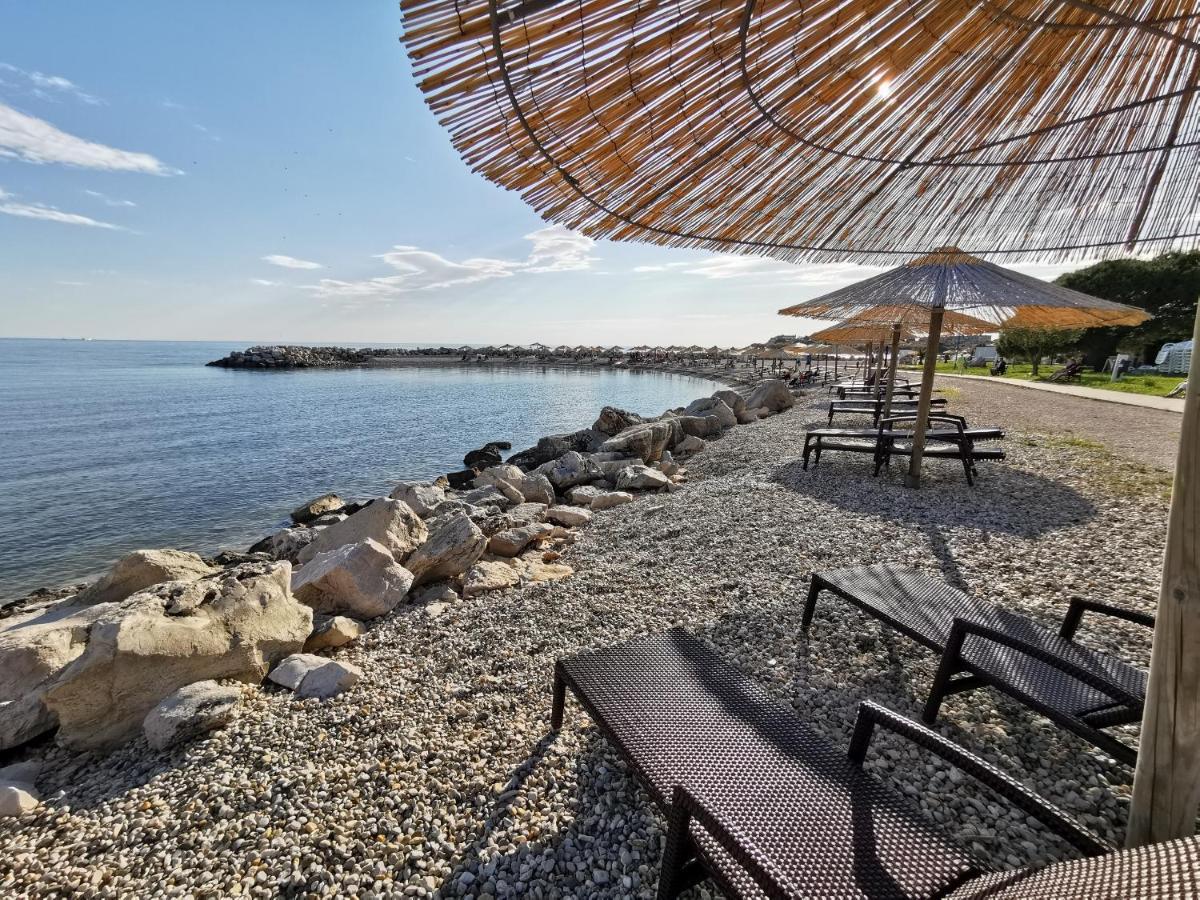 Aria Deluxe Superior 5 Star Apartment, Your Piece Of Heaven By The Sea & Park, With Sea & Park View Novigrad (Istria) Exterior foto