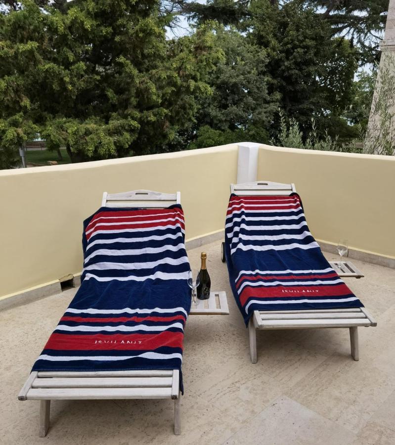 Aria Deluxe Superior 5 Star Apartment, Your Piece Of Heaven By The Sea & Park, With Sea & Park View Novigrad (Istria) Exterior foto