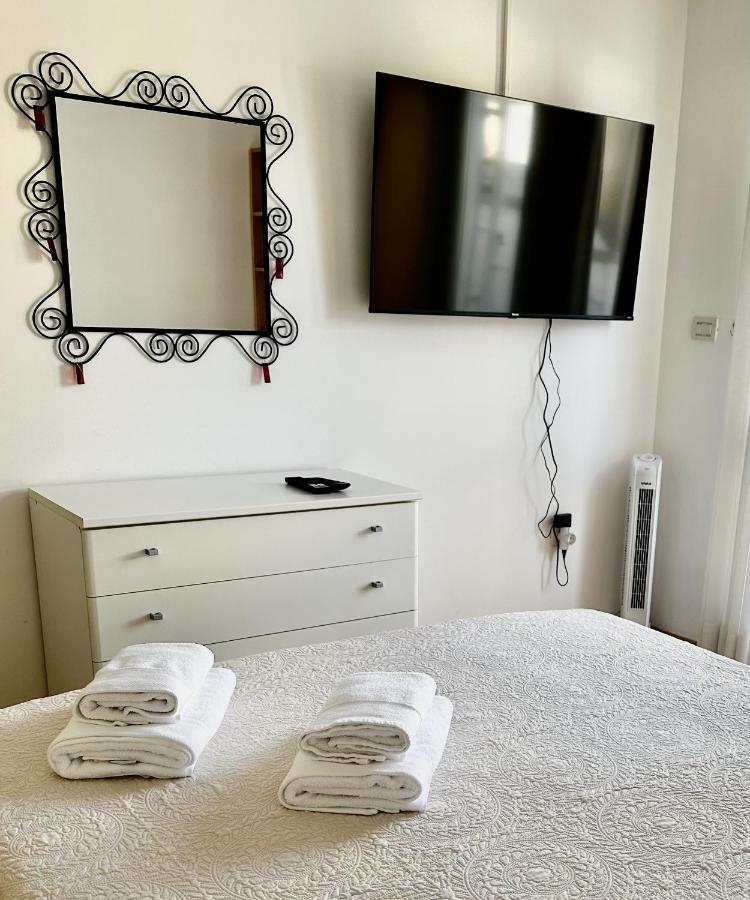 Aria Deluxe Superior 5 Star Apartment, Your Piece Of Heaven By The Sea & Park, With Sea & Park View Novigrad (Istria) Exterior foto